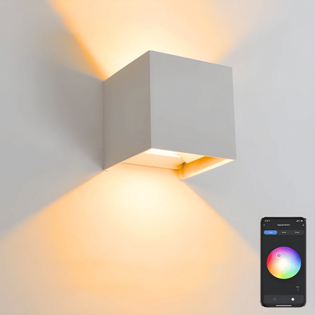 LumaCube Wandleuchte - RGB & Weißlicht mit App-Steuerung - dimmbar, wasserdicht & mit Bewegungssensor