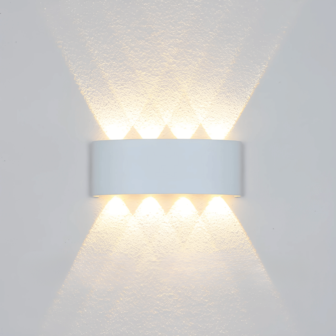 LumaGlow Wandlampe - Wiederaufladbare LED Innenlampe & Außenlampe - dimmbar & wetterfest für stimmungsvolles Licht