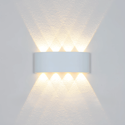 LumaGlow Wandlampe - Wiederaufladbare LED Innenlampe & Außenlampe - dimmbar & wetterfest für stimmungsvolles Licht