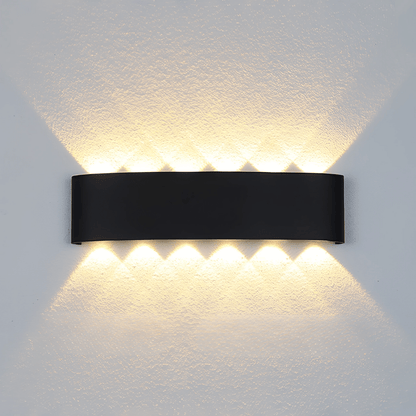 LumaGlow Wandlampe - Wiederaufladbare LED Innenlampe & Außenlampe - dimmbar & wetterfest für stimmungsvolles Licht