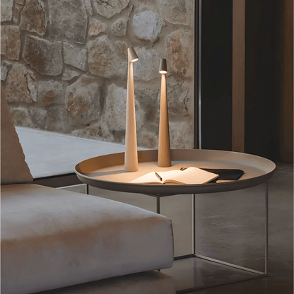 NordicGlow Tischlampe – Kabellose dimmbare LED Designlampe im skandinavischen Stil